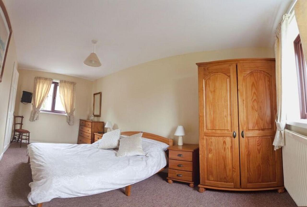 3 Bed Cottage With Hot Tub & Near New Quay Wales Llandysul 외부 사진